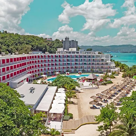 Grand Decameron Cornwall Beach, A Trademark All-Inclusive Resort