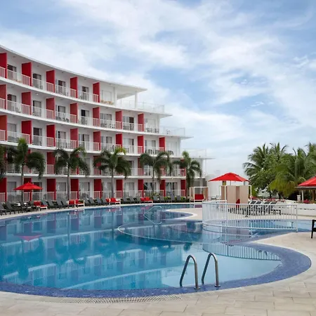 Grand Decameron Cornwall Beach, A Trademark All-Inclusive Resort