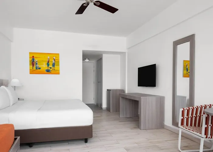 Resort Grand Decameron Cornwall Beach, A Trademark All-Inclusive Resort