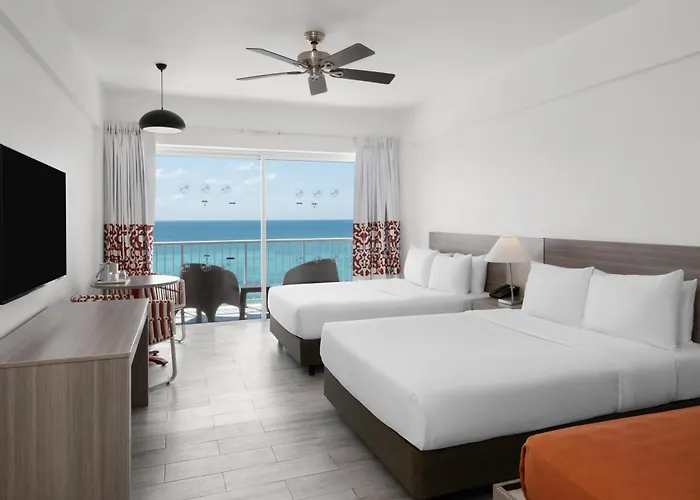 Resort Grand Decameron Cornwall Beach, A Trademark All-Inclusive Resort 4*