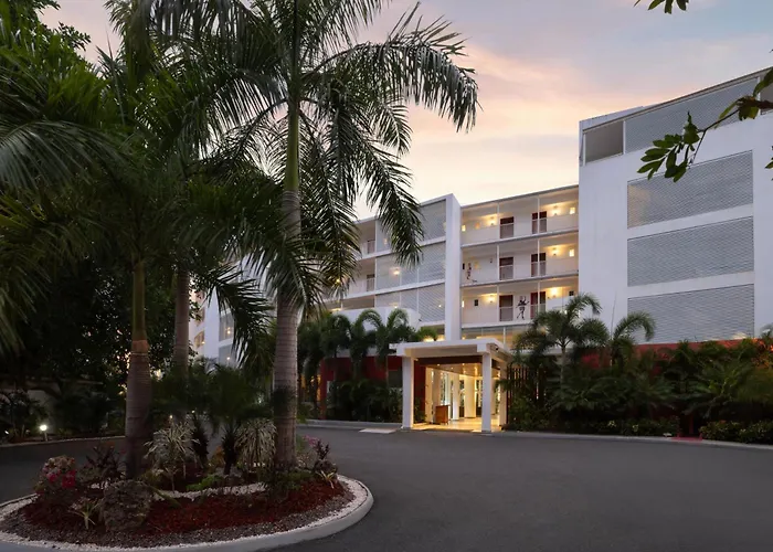 Resort Grand Decameron Cornwall Beach, A Trademark All-Inclusive Resort