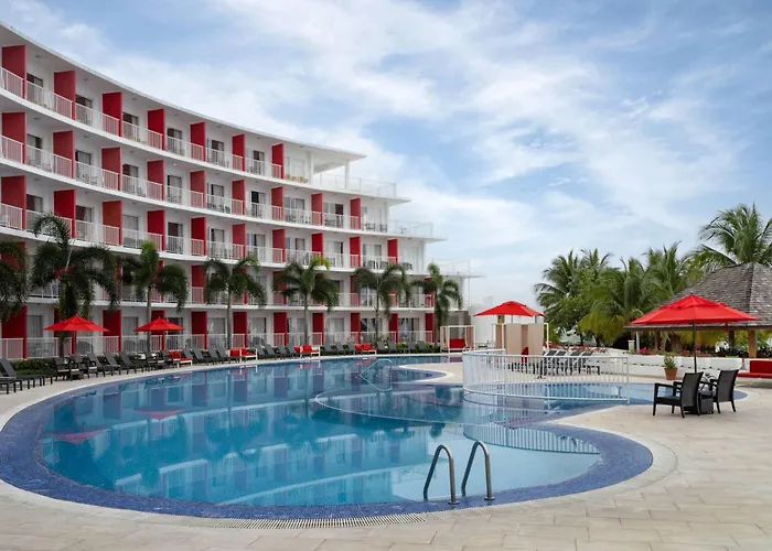 Grand Decameron Cornwall Beach, A Trademark Resort Montego Bay